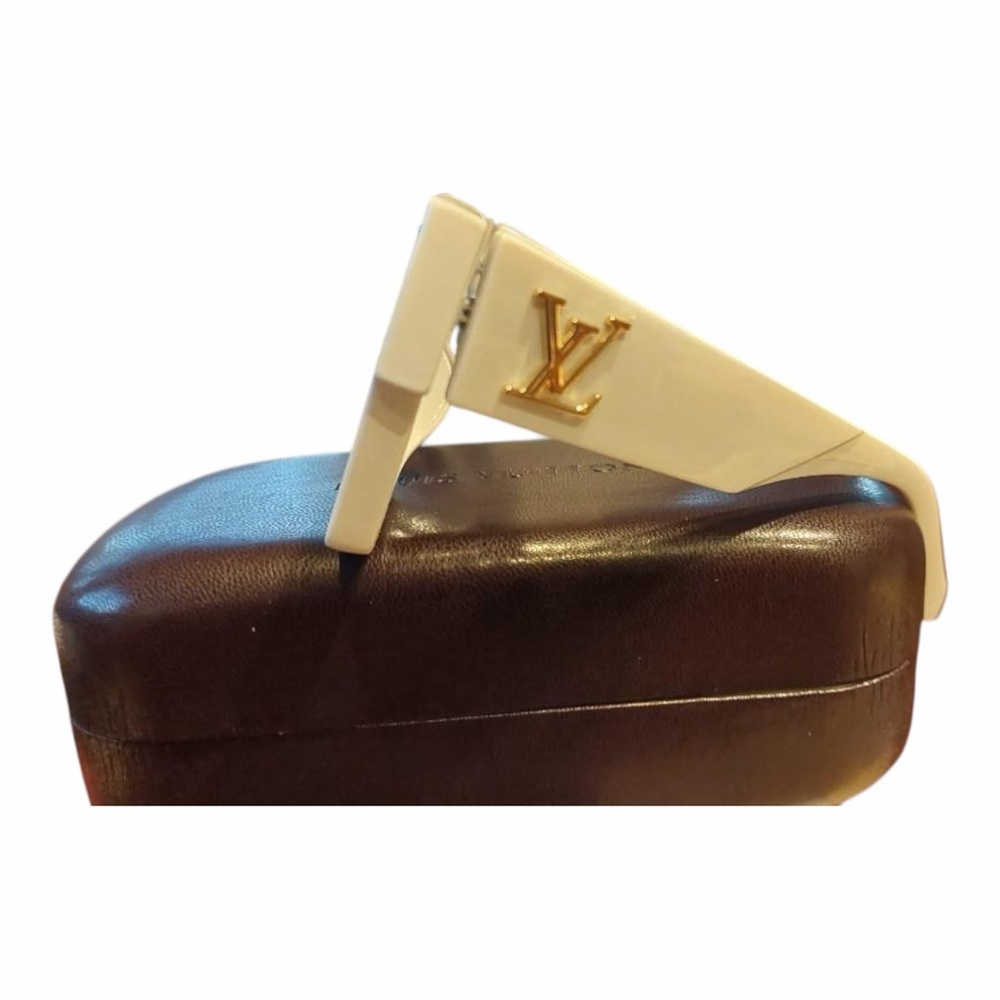 Louis Vuitton Cyclone Sunglasses White Acetate Monogram - Picture 4 of 11
